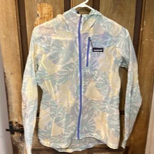 Patagonia Houdini Jacket, women’s size small